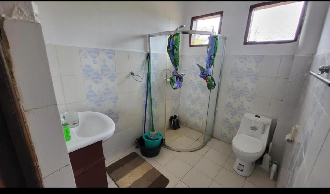 Different Strokes Cottage Ukunda Bagian luar foto