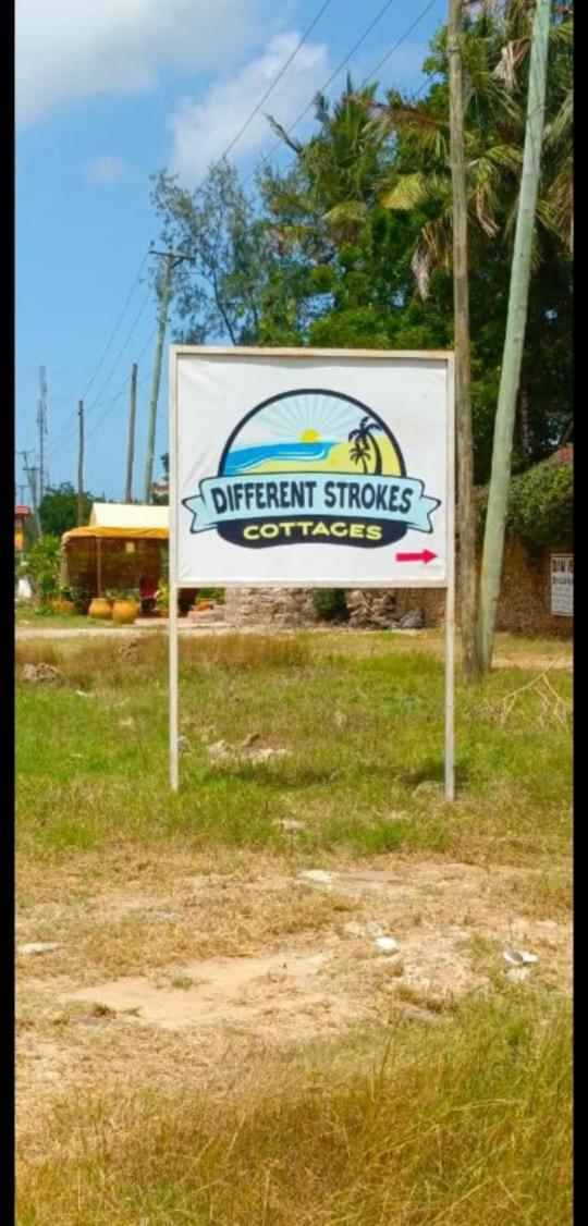 Different Strokes Cottage Ukunda Bagian luar foto